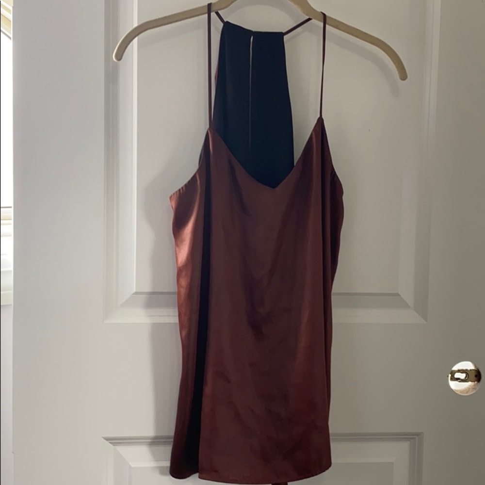 Reversible Top